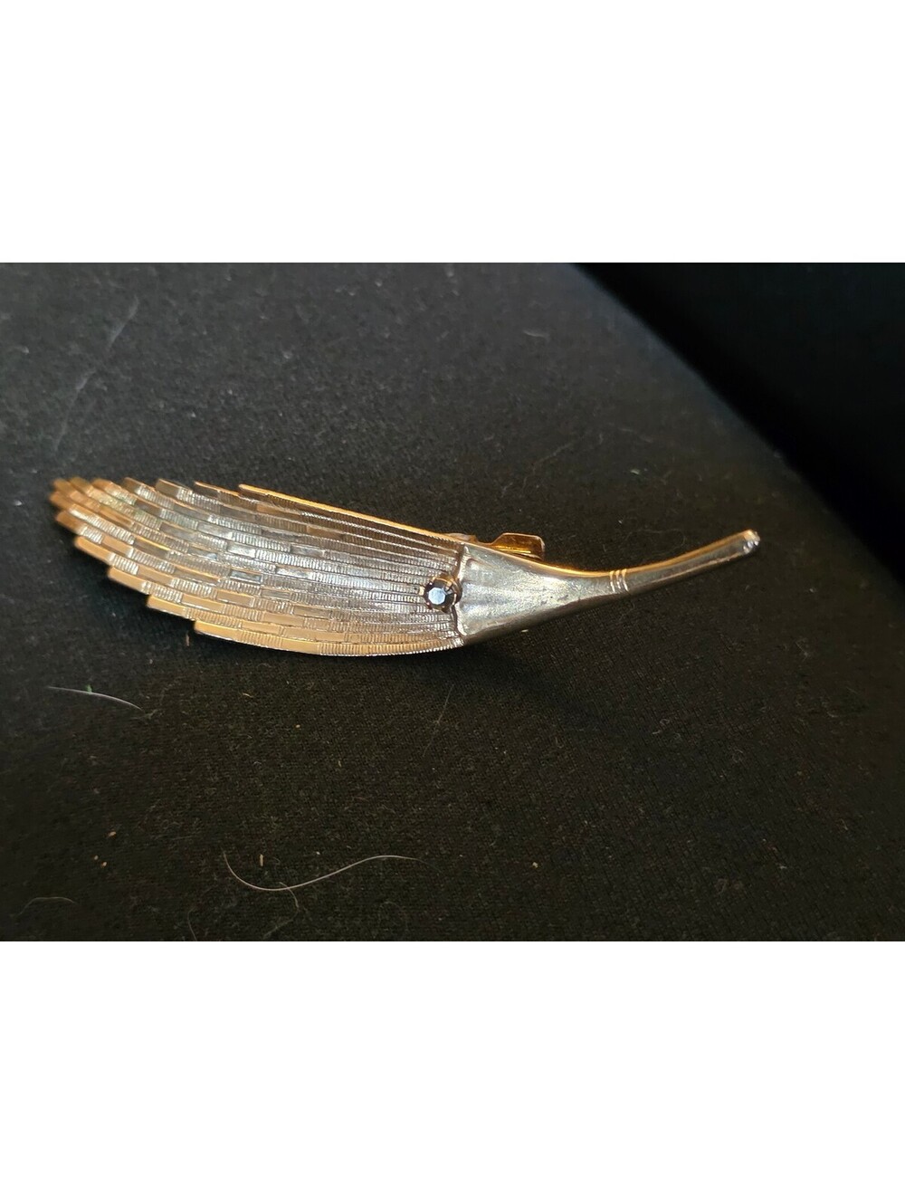 Vintage Gold Tone Textured Feather Hair Clip Barrette